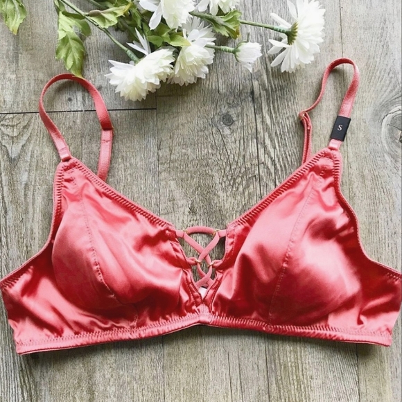 NWT Victoria’s Secret Pink Satin Scoop Bralette, XS Small 30B,32A, 34A, 32B, 34B - Picture 1 of 7